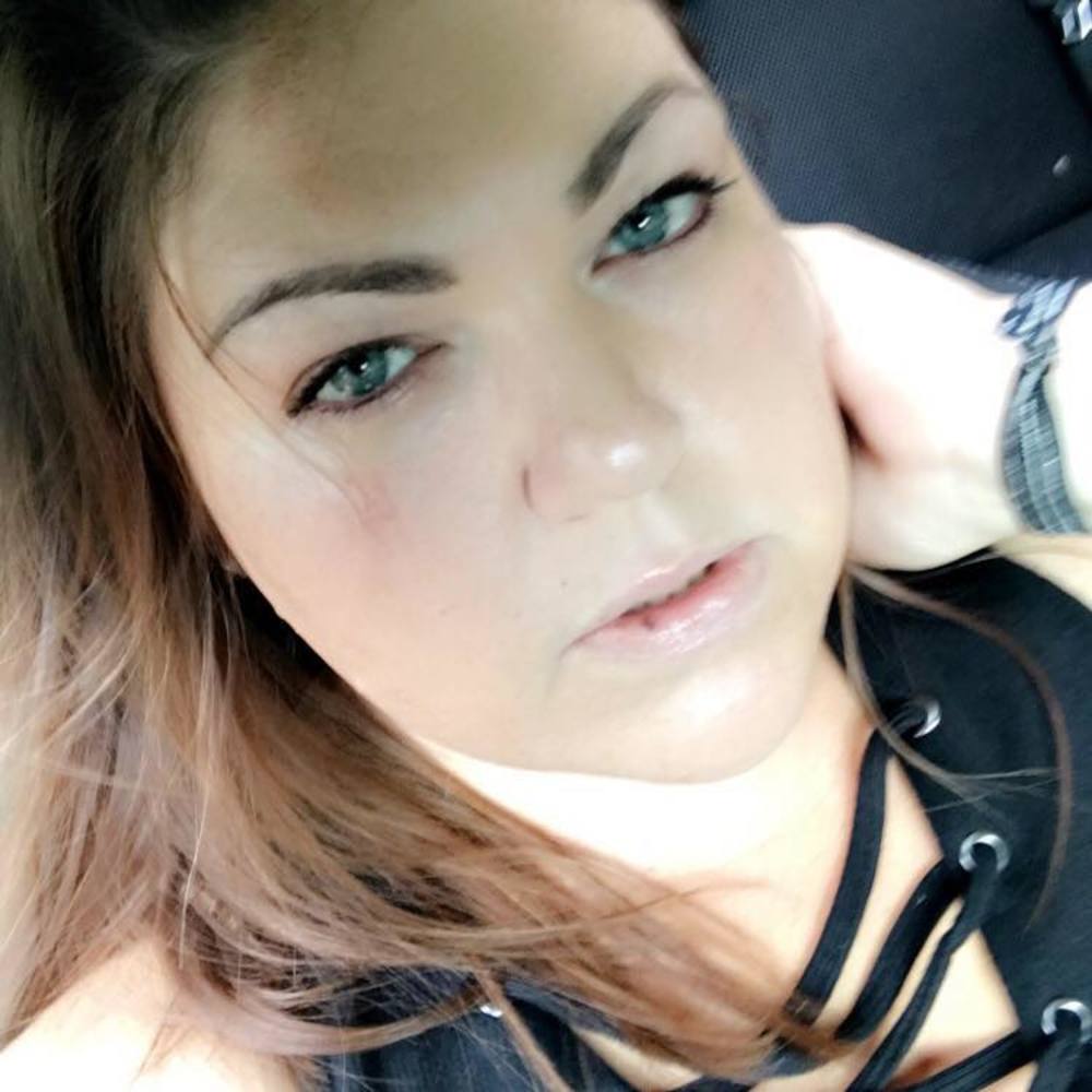 Meet your Posher, Milana